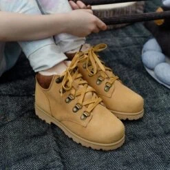 Bearpaw Kids' SAM YOUTH Boots -Run Life Style GUEST 800f1bdb ff42 4636 b36d e60c025726fd