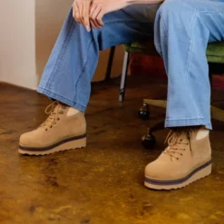 Bearpaw Women's RETRO QUINN Boots 15 Bearpaw Women's RETRO QUINN Boots -Run Life Style GUEST 86df4953 8caa 4a72 b921 4e018f32888c